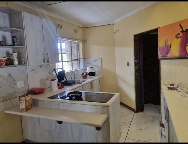 3 BEDROOM HOUSE FOR SALE IN SUNWARD PARK